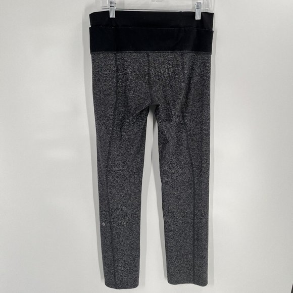Lululemon Black Gray Straight Leg Leggings Sz Large - Picture 3 of 5